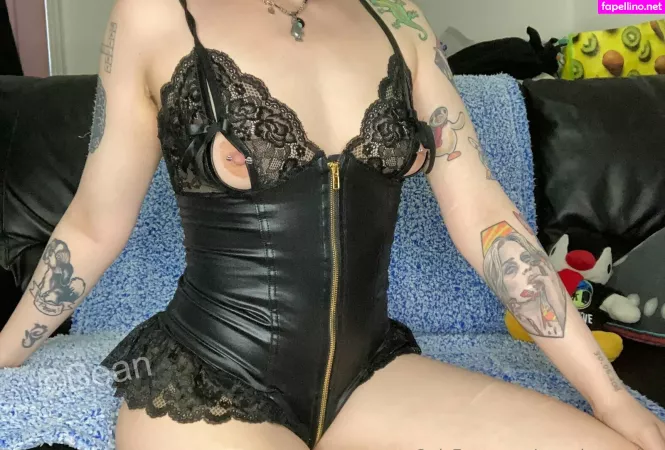 Cute Bean Ting OnlyFans Thumbnail #6I9WctMB2w
