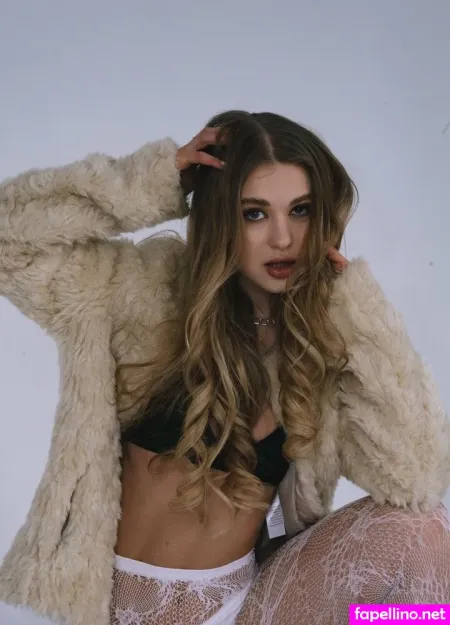 Cute Blonde Evy OnlyFans Thumbnail #eSFYG7K2kt