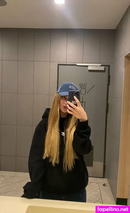 Cute Blonde Evy OnlyFans Thumbnail #ve5Ry0oCtP