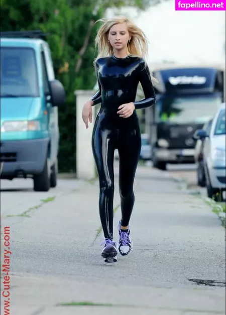 Cute Mary OnlyFans Thumbnail #67xmF6SInJ