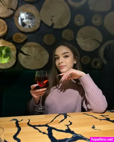 Cute Sophia OnlyFans Thumbnail #hv5X5uVu7l