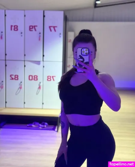 Cute Sophia Main Profile Photo