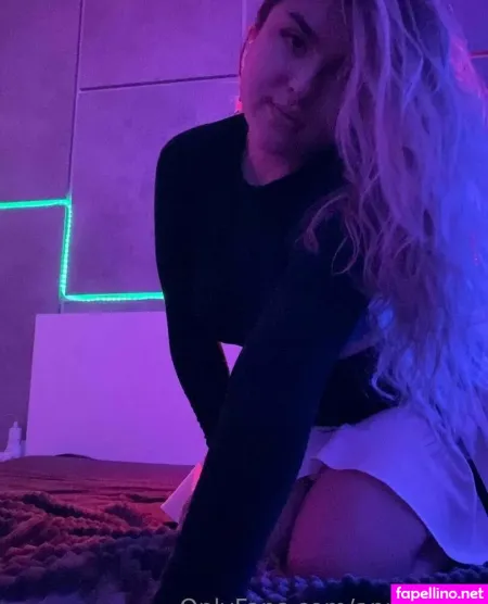 Cuteanniexx OnlyFans Thumbnail #gKGsWogWMm