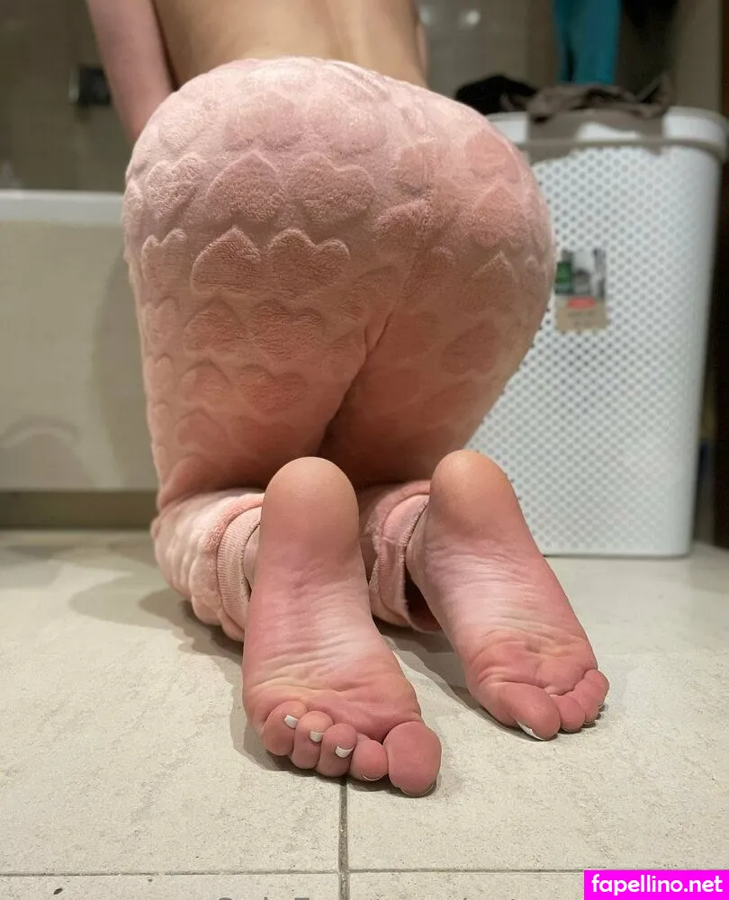 cutecarlaworld, itskaylaworld Nude Leaked OnlyFans Photo #YVvg4ijMP5