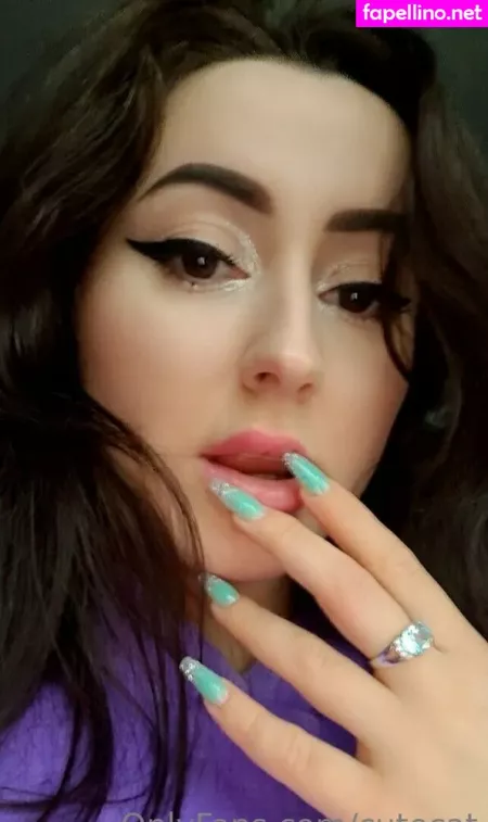 Cutecat OnlyFans Thumbnail #RmkkDBW1qV