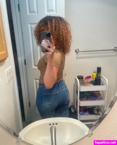 Cutecurlgirl OnlyFans Thumbnail #GJbfv90poJ