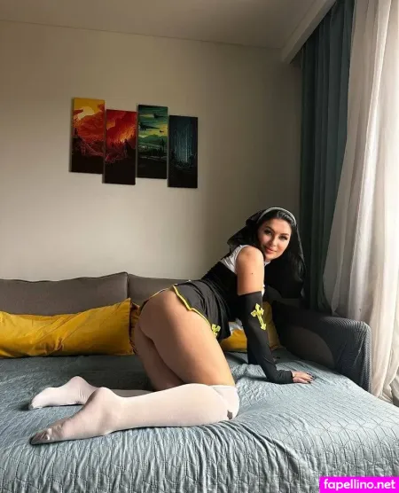 Cutee Annet OnlyFans Thumbnail #NiNJBM0eQj