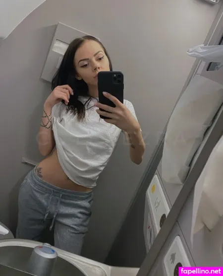 Cuteezra OnlyFans Thumbnail #Oyw1BuQu6f