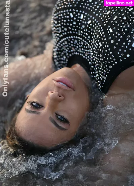 Cutelunastar OnlyFans Thumbnail #31YaVjZ4dS