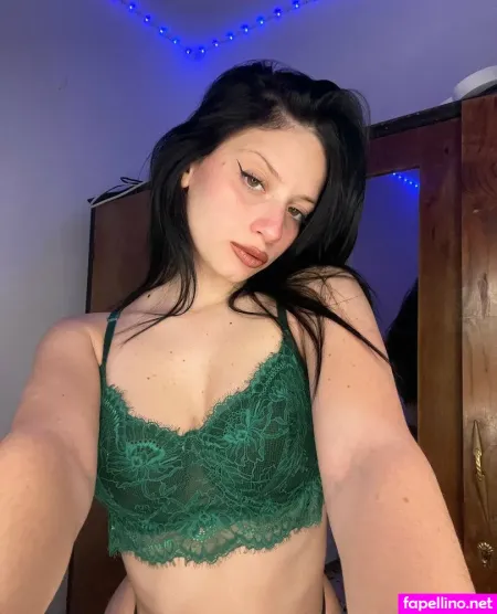 Cutepinkheartt OnlyFans Thumbnail #GfmH9YxfXN