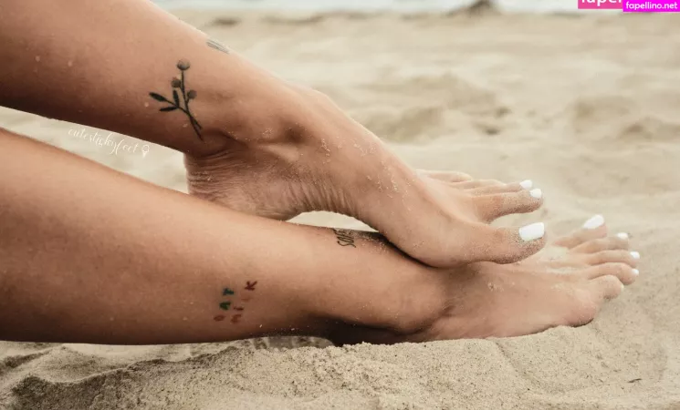 Cutestickyfeet OnlyFans Thumbnail #32rsMyaw2u