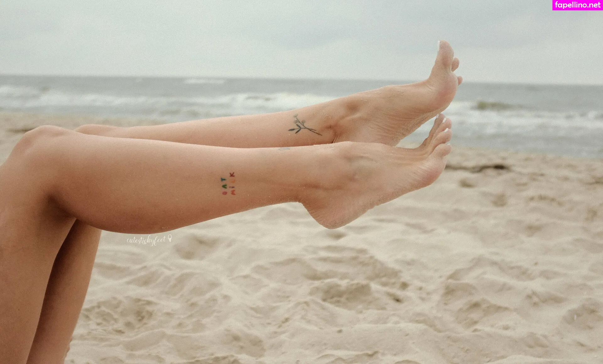 cutestfeetworld, cutestickyfeet Nude Leaked OnlyFans Photo #l2OxFW7vAM