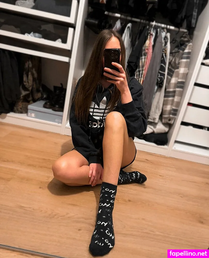 a_little_cutie_princesss, cutie.littlefootprincess Nude Leaked OnlyFans Photo #ICke7YZgej