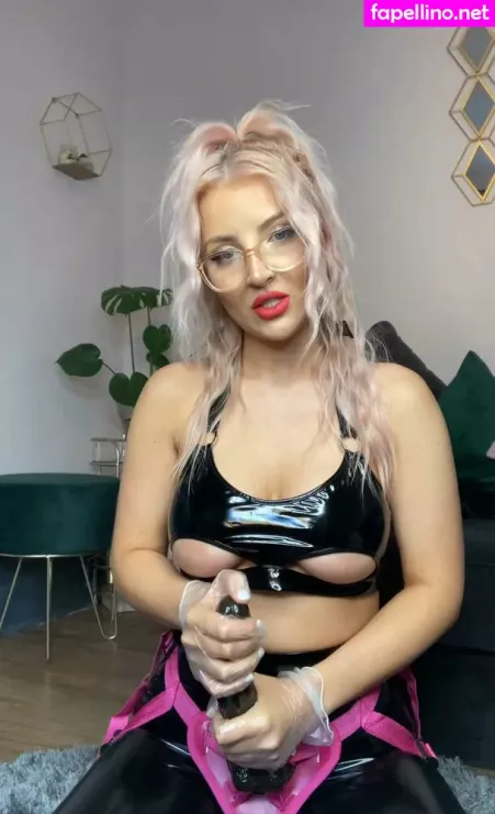 Cutiedaisymay093 OnlyFans Thumbnail #9wvClK4oUB