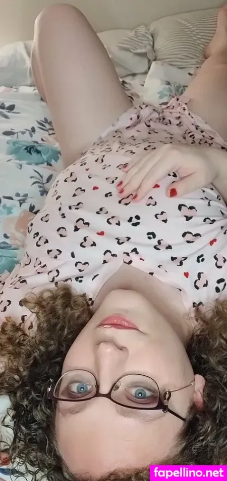 Cutiedgurl OnlyFans Thumbnail #v3EBiY8Vps