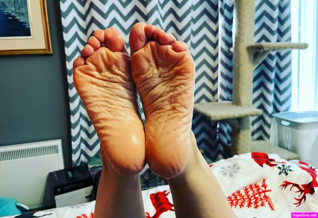 Cutiefeetzies OnlyFans Thumbnail #psWcfXOTBG