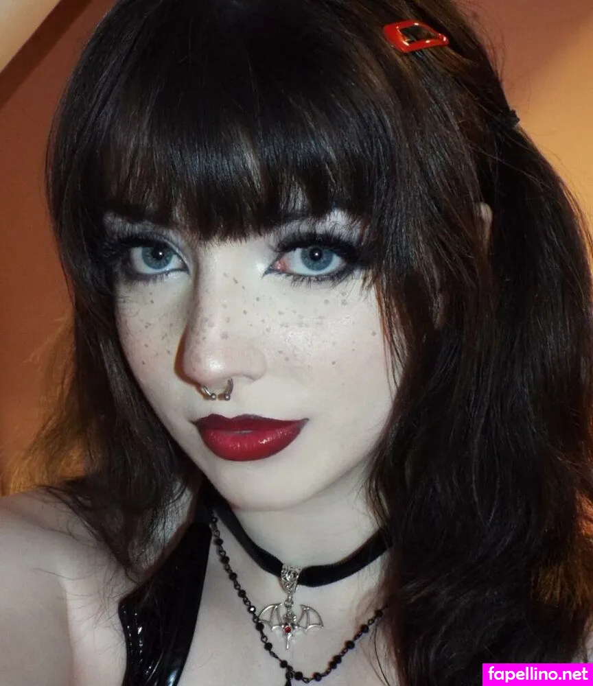 cutiegothxo, https: Nude Leaked OnlyFans Photo #0WMjEogTfL