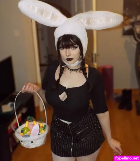 Cutiegothxo 5 OnlyFans Thumbnail #e2S9q6DSYN