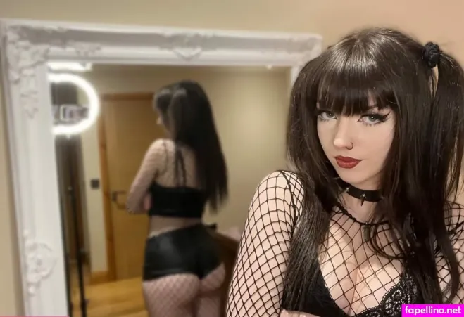 Cutiegothxo 5 OnlyFans Thumbnail #tjSkkNILxM