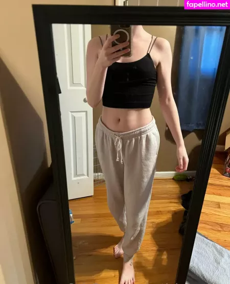 Cutiekaseyfree OnlyFans Thumbnail #6Pmg9uARw5