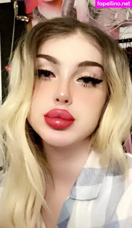 Cutiepii33quinn OnlyFans Thumbnail #XRWYVl80VE