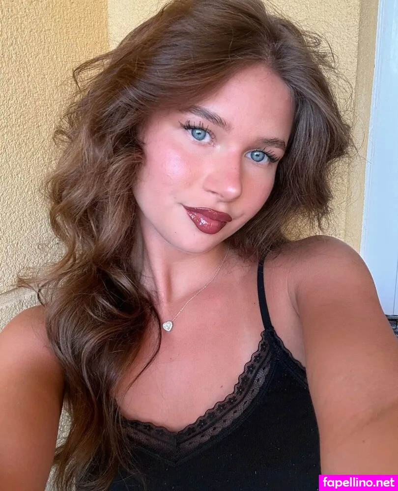 cutievivieee Nude Leaked OnlyFans Photo #6t1dTCL5Vd