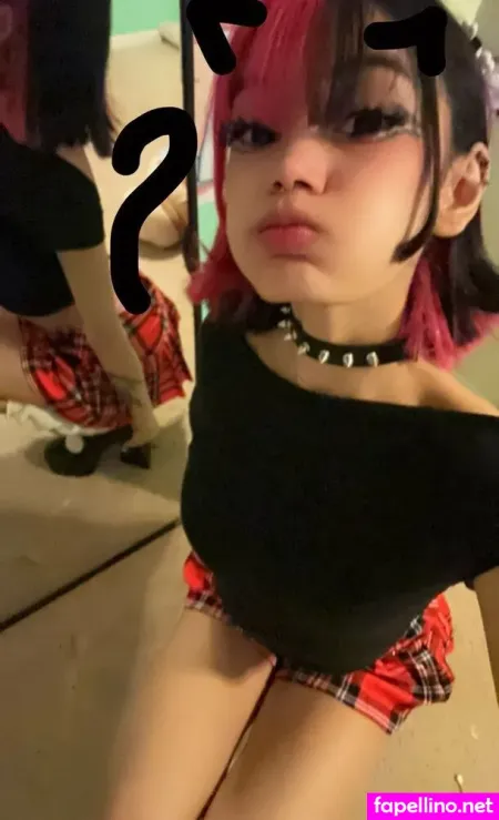 Cweamche OnlyFans Thumbnail #8LxLihdLOw