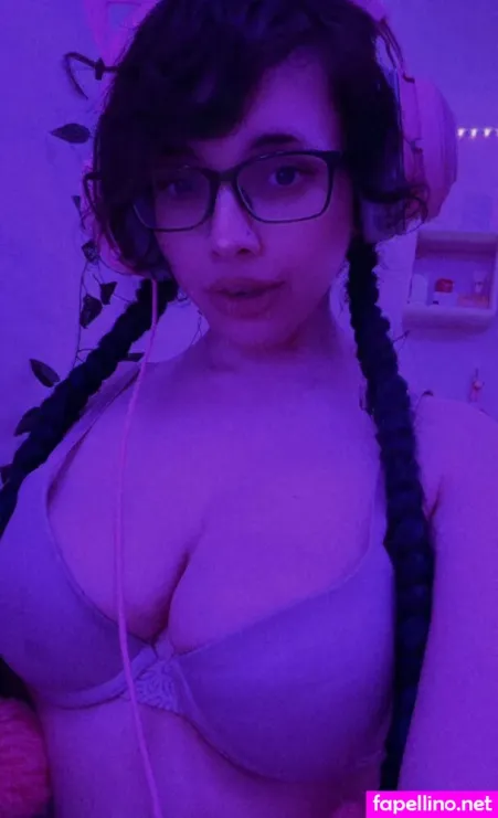 Cweamymilk OnlyFans Thumbnail #4tUJv7Nv6L