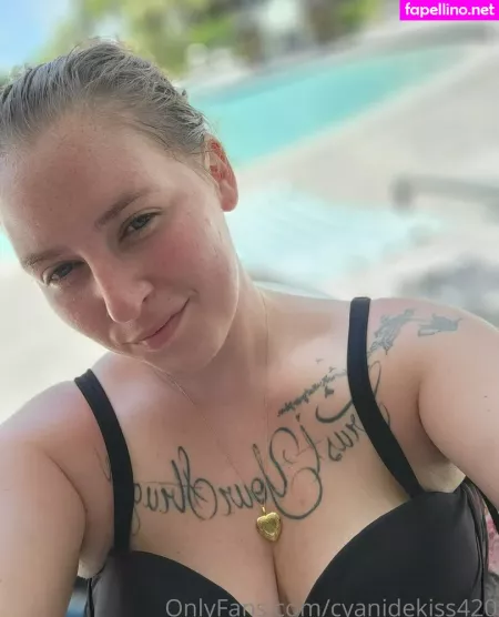 Cyanidekiss420 OnlyFans Thumbnail #YKkHAy0yYs