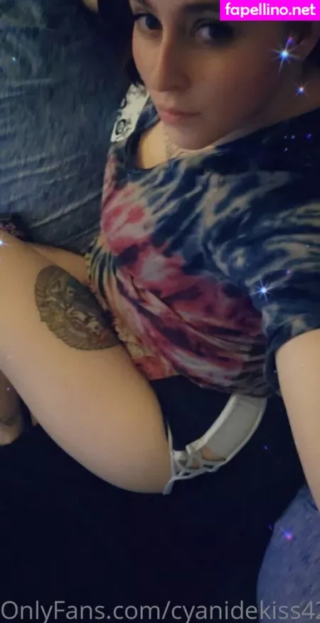 Cyanidekiss420 OnlyFans Thumbnail #lP4X18vPVu