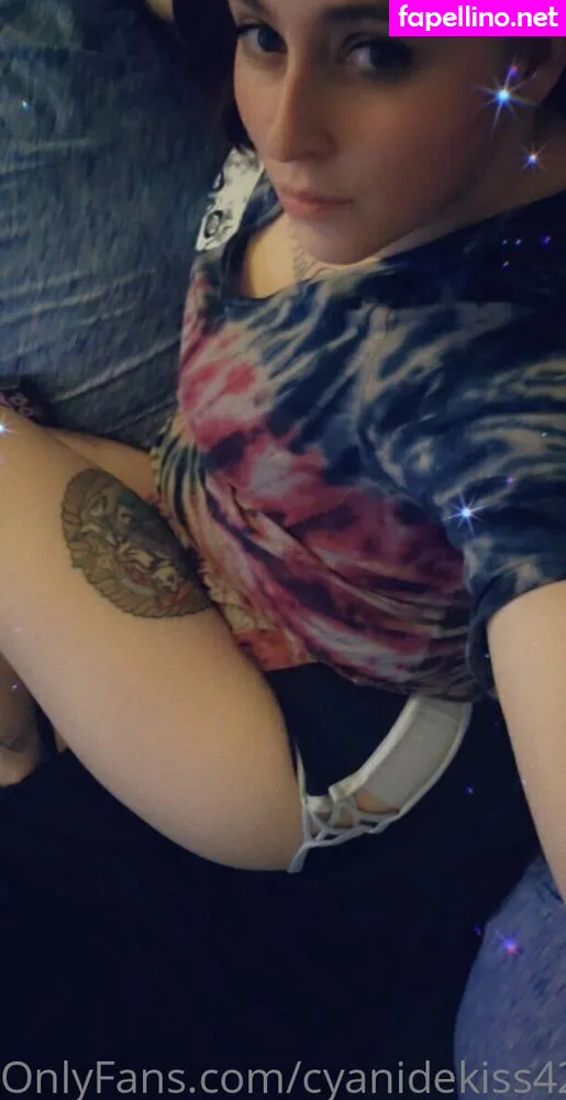 cyanidekiss420, samanthaxcyanide Nude Leaked OnlyFans Photo #lP4X18vPVu