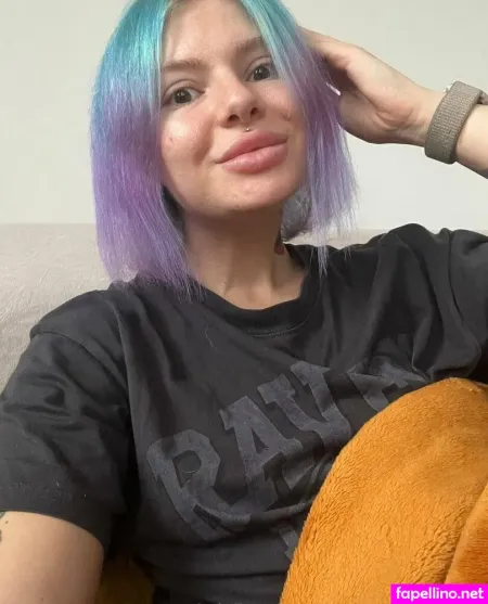 Cyberalyaacutest OnlyFans Thumbnail #Ww1iFUCha7