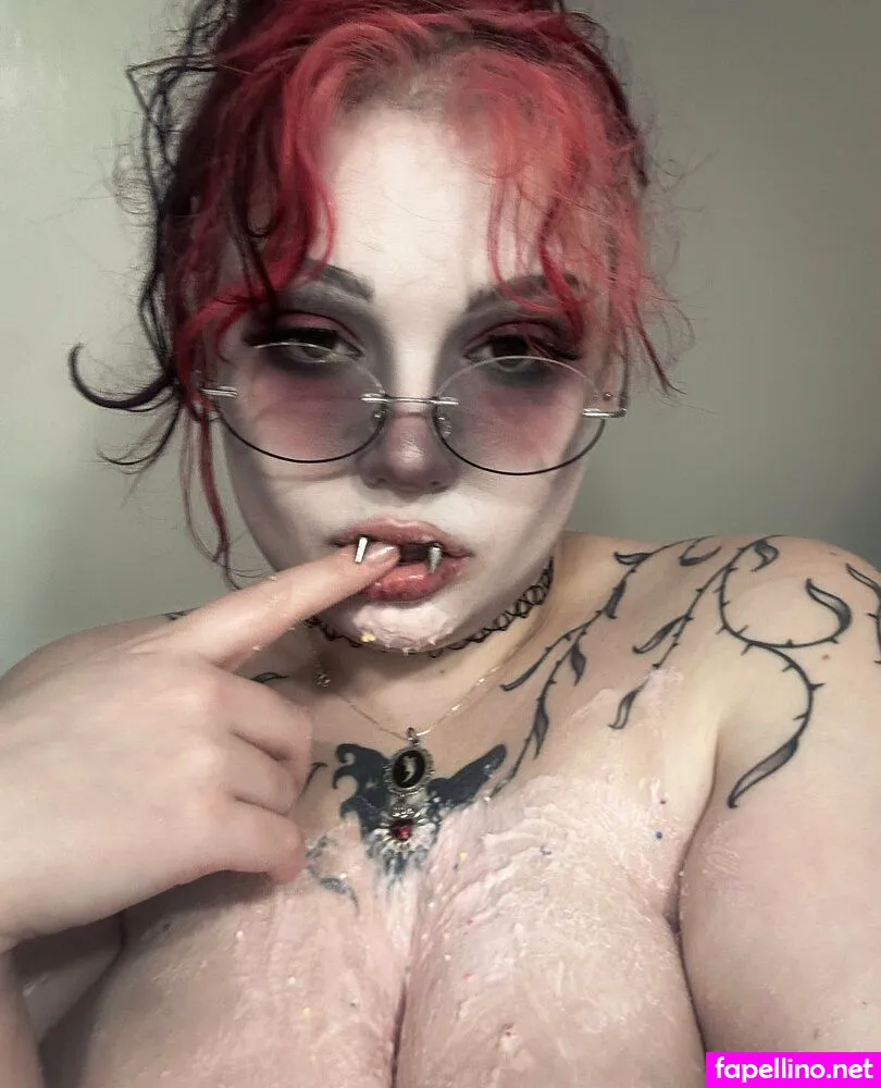 cybervampiregf, cybervampiregirl Nude Leaked OnlyFans Photo #8Qkoyh9sFv