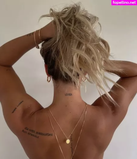 Cydneekinslow OnlyFans Thumbnail #1SrzNMTmUV