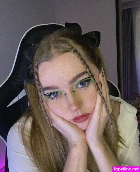 Cymanneth OnlyFans Thumbnail #oXJXrfB3wD