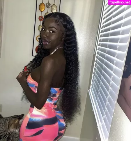 Cyn Kaine OnlyFans Thumbnail #VhJndiUdNn