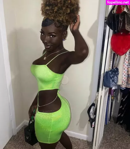 Cyn Kaine OnlyFans Thumbnail #xAbwIacqdj