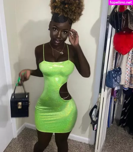 Cyn Kaine OnlyFans Thumbnail #zoW69dNVLt