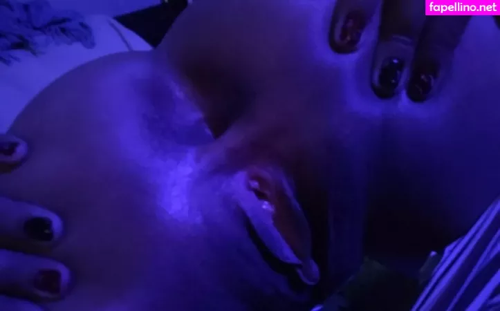 Cynthiakittyof OnlyFans Thumbnail #4xBtVqdn1f