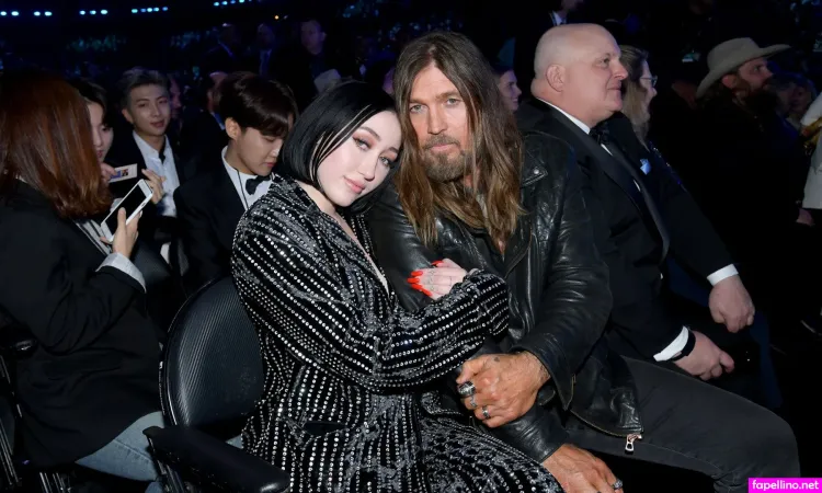 Cyrus Noah OnlyFans Thumbnail #IuR95OmX0T