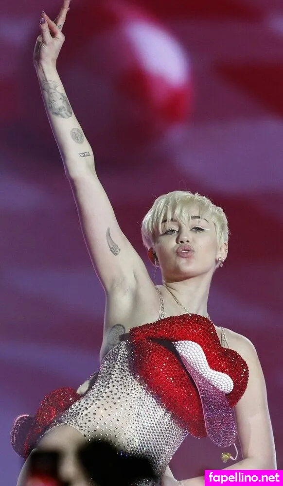 Cyrussleeps Nude Leaked OnlyFans Photo #B7fwgjjcdp