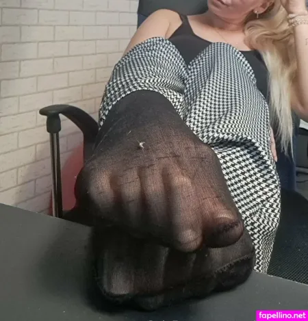 Czechqueenof OnlyFans Thumbnail #uY6gaL3u2z
