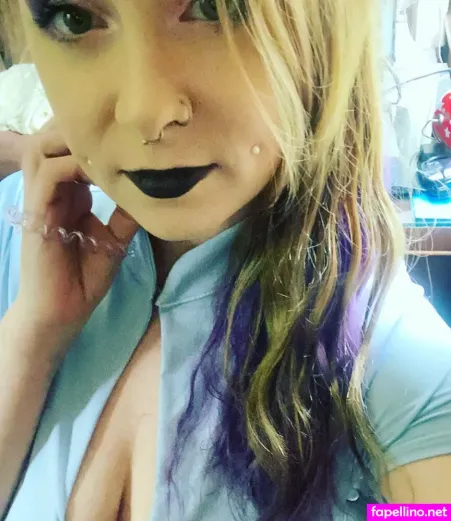 Dabbingdarlin420 OnlyFans Thumbnail #2PdIucOoUA