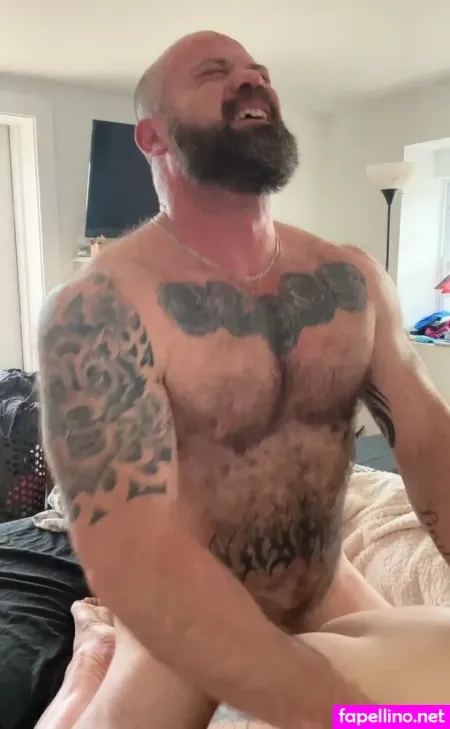 Dadbodz520 OnlyFans Thumbnail #40EZmi7H9L