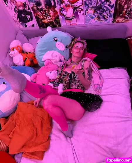 Daddys Goblin OnlyFans Thumbnail #3ZsjxNDRiN