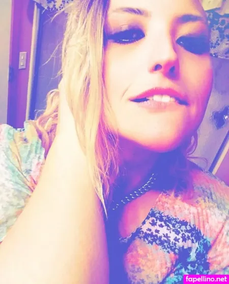 Daddys Naughty Queen69 OnlyFans Thumbnail #8gnUxELqh0
