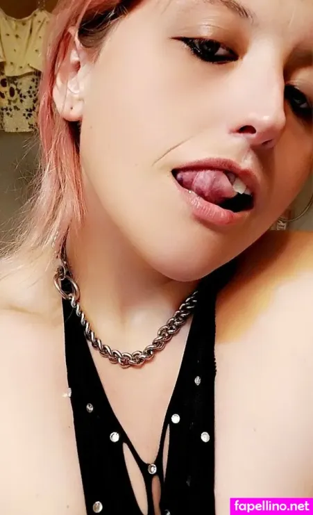Daddys Naughty Queen69 OnlyFans Thumbnail #g0tnz7cRQf