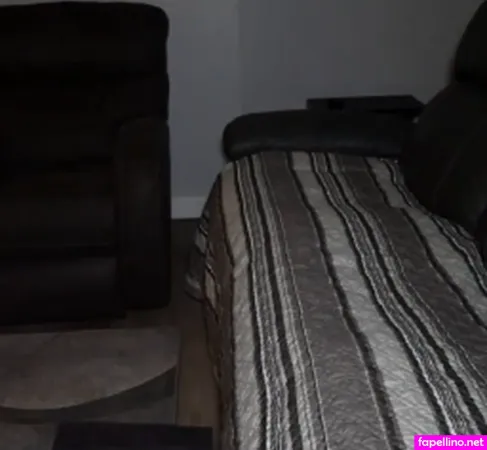 Daddys Sluts Main Profile Photo