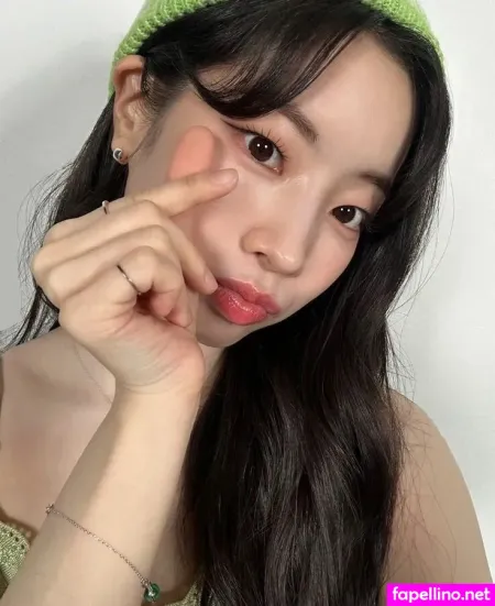 Dahyun OnlyFans Thumbnail #4XU6qurqMV