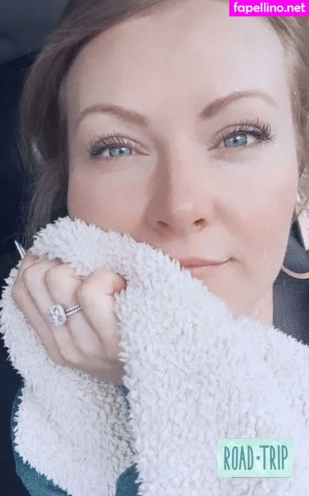 Thegirlthatreads, dailyersa, dailyserena Nude Leaked OnlyFans Photo #5oeBdSCoFF